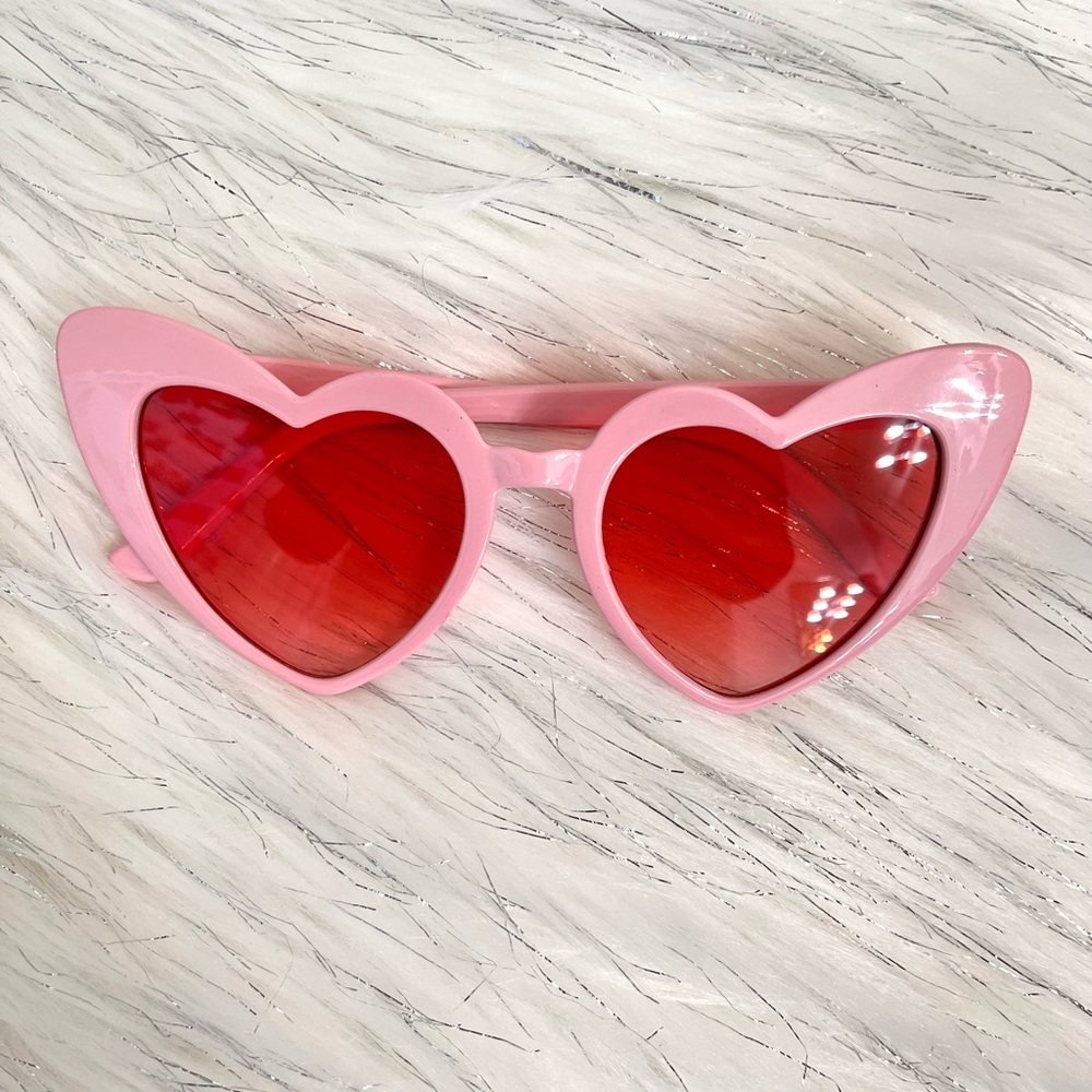 Pink adult heart sunnies